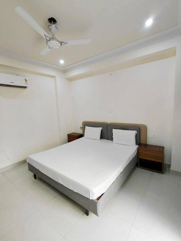 Bedroom, saket 1 Bedroom 700 Sq.Ft. Apartment In Saket Delhi 9217060