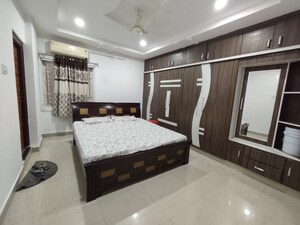 Bedroom in 3 BHK Builder Floor at Madhapur – for Rent
