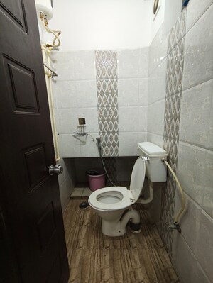 Bathroom in 3 BHK Builder Floor at Madhapur – for Rent