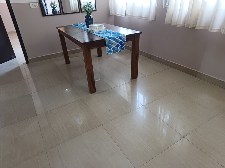 Room, sector 84 3 Bedroom 1725 Sq.Ft. Apartment In Sector 84 Gurgaon 9217121