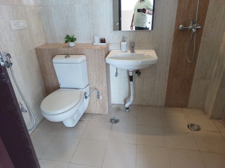 Bathroom, sector 84 3 Bedroom 1725 Sq.Ft. Apartment In Sector 84 Gurgaon 9217121