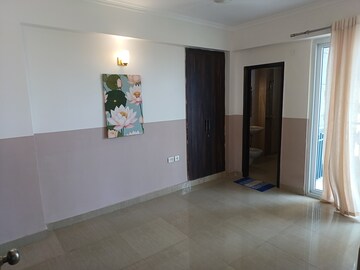 Room in 3 BHK Apartment at Sector 84 – for Rent