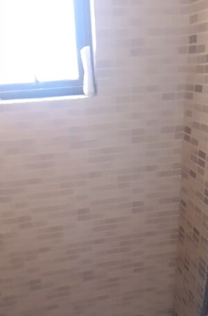 Room in 1 RK Apartment at Knowledge Park V Greater Noida – for Sale