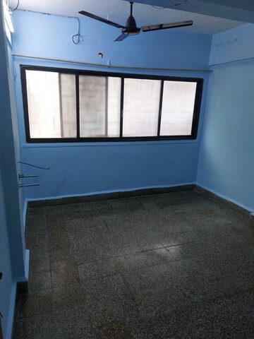 Room in 1 RK Apartment at Naupada – for Rent