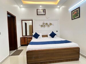 Bedroom in 3 BHK Apartment at Palm Residency Chhatarpur, Chattarpur – for Rent