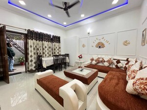 Living Room in 3 BHK Apartment at Palm Residency Chhatarpur, Chattarpur – for Rent