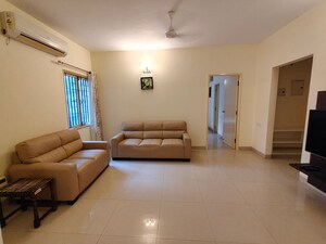 Living Room in 3 BHK Apartment at Ashok Nagar – for Rent