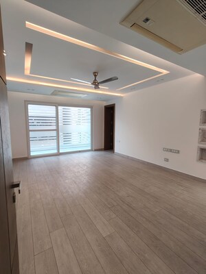 3.5 BHK Apartment For Rent in Panchsheel Park