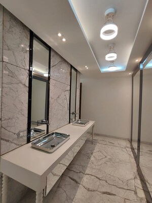  3.5 BHK Apartment at Panchsheel Park – for Rent