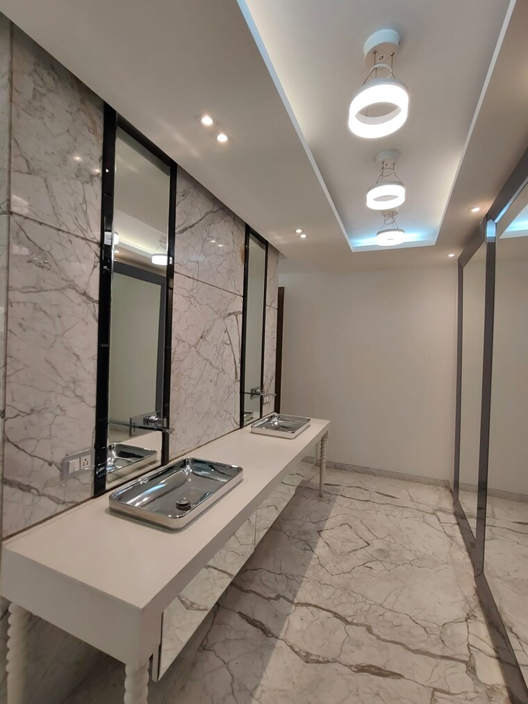 Other, panchsheel park 3.5 Bedroom 3200 Sq.Ft. Apartment In Panchsheel Park Delhi 9217202