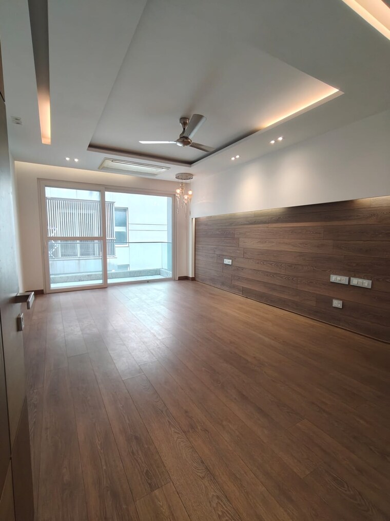 Room, panchsheel park 3.5 Bedroom 3200 Sq.Ft. Apartment In Panchsheel Park Delhi 9217202