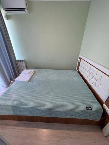 Room in 6+ BHK Villa at Safdarjung Enclave – for Rent