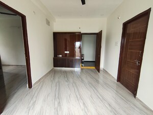 2 BHK Builder Floor For Rent in Nallagandla
