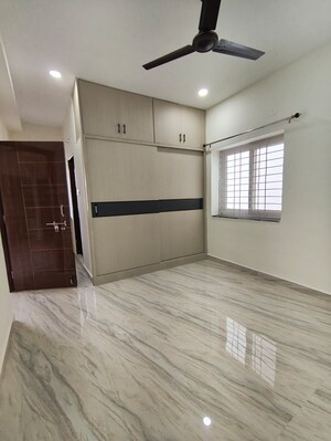 Room in 2 BHK Builder Floor at Nallagandla – for Rent