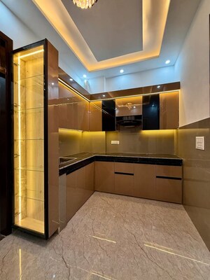 Kitchen in 6+ BHK Villa at Safdarjung Enclave – for Rent