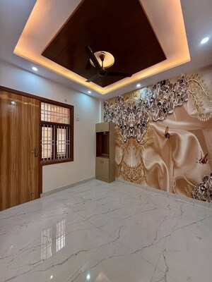 Living Room in 6+ BHK Villa at Safdarjung Enclave – for Rent