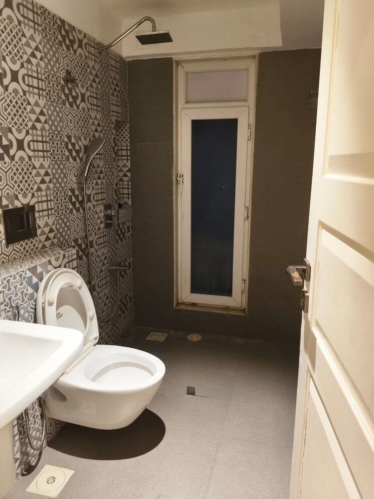 Bathroom, bhoomi-midas 2 Bedroom 607 Sq.Ft. Apartment In Kurla Mumbai 9217238