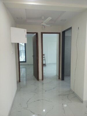 Room in 2 BHK Apartment at Kurla East – for Rent