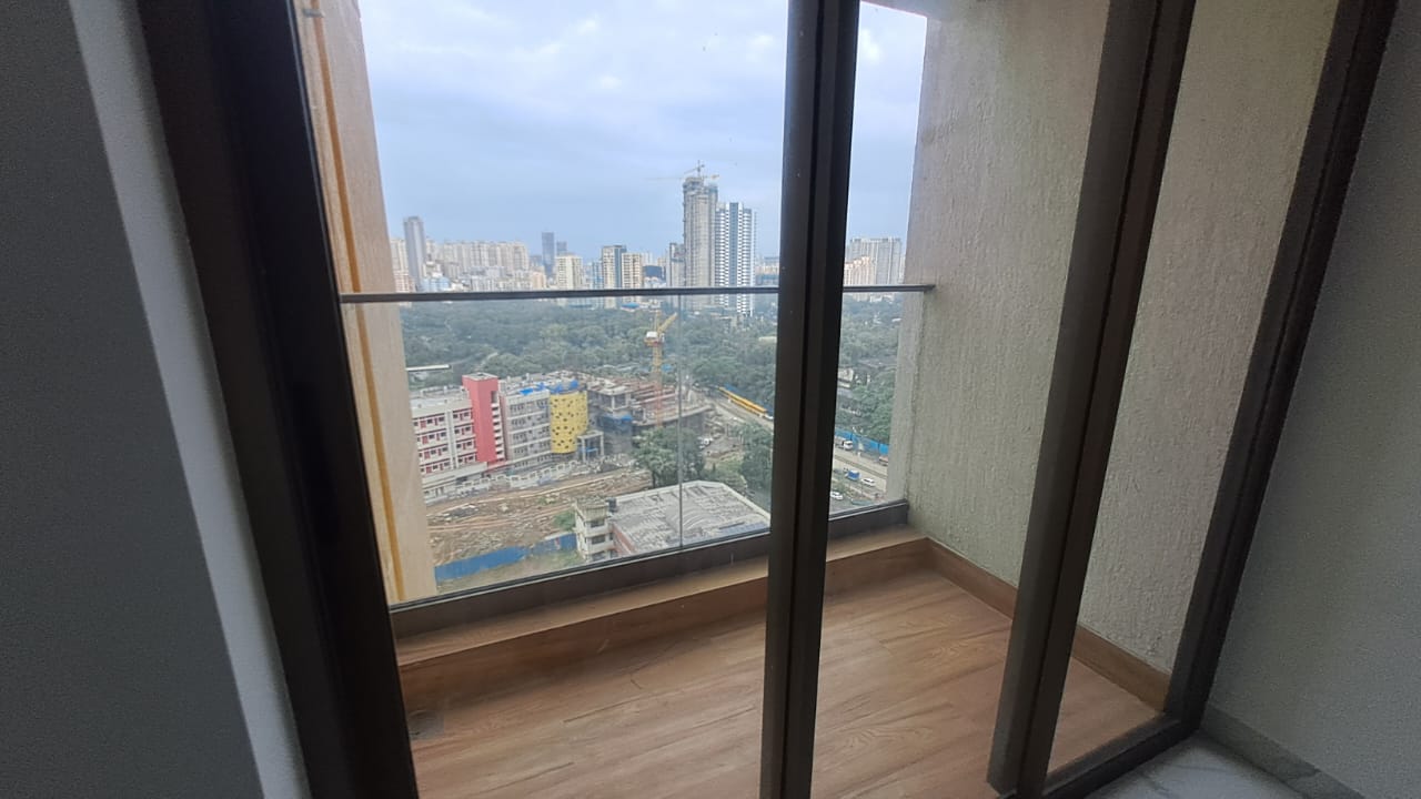 2 BHK + Pooja Room 635 Sq.Ft. Apartment in Raymond Ten X Vibes