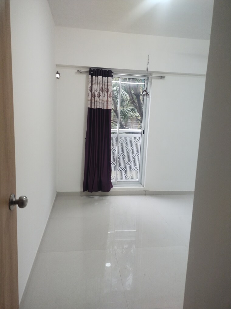 Room, sayba-elegant 2.5 Bedroom 700 Sq.Ft. Apartment In Kurla East Mumbai 9217255