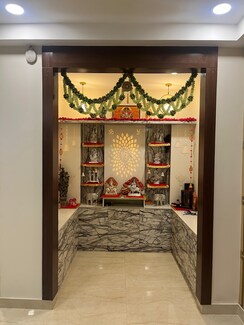 4 BHK + Pooja Room,Servant Room Builder Floor For Sale in Sector 28