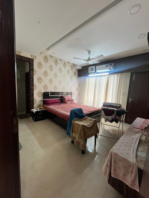 Bedroom in 4 BHK Builder Floor at Sector 28 – for Sale