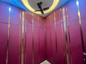 Furnished Amenities in 6 BHK Independent House at Sector 130 – for Rent