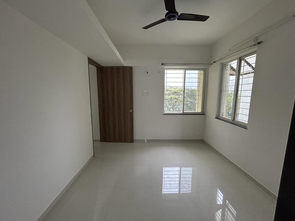 2 BHK Apartment For Rent in Lunawat Atria