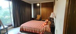 4 BHK + Servant Room,Extra Room Builder Floor For Sale in Builder Floor 
