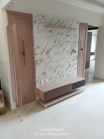 Room in 2 BHK Apartment at Goel Ganga Legend, Bavdhan – for Sale