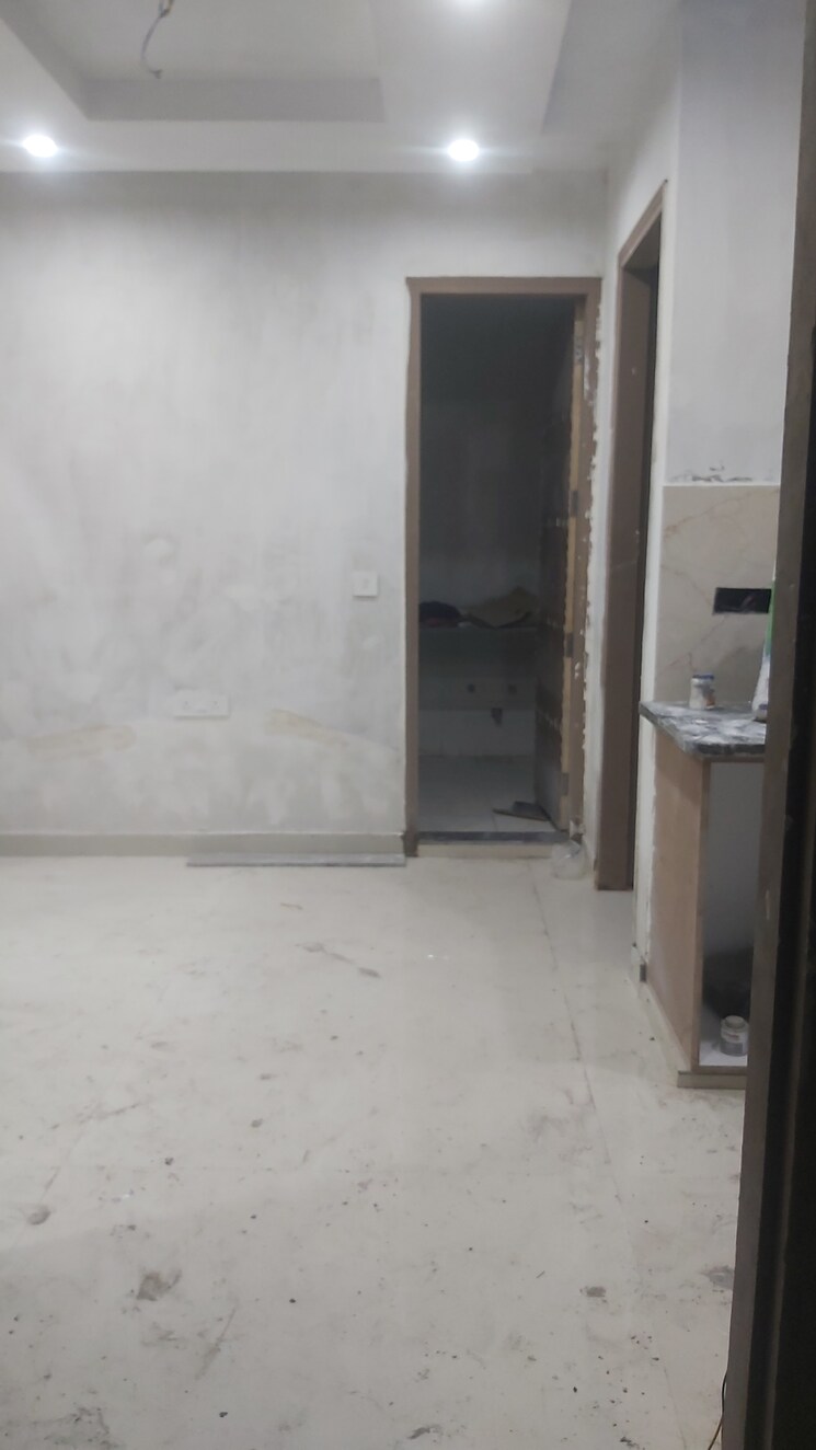 Kitchen, mayur vihar 3.5 Bedroom 900 Sq.Ft. Builder Floor In Mayur Vihar Delhi 9217403