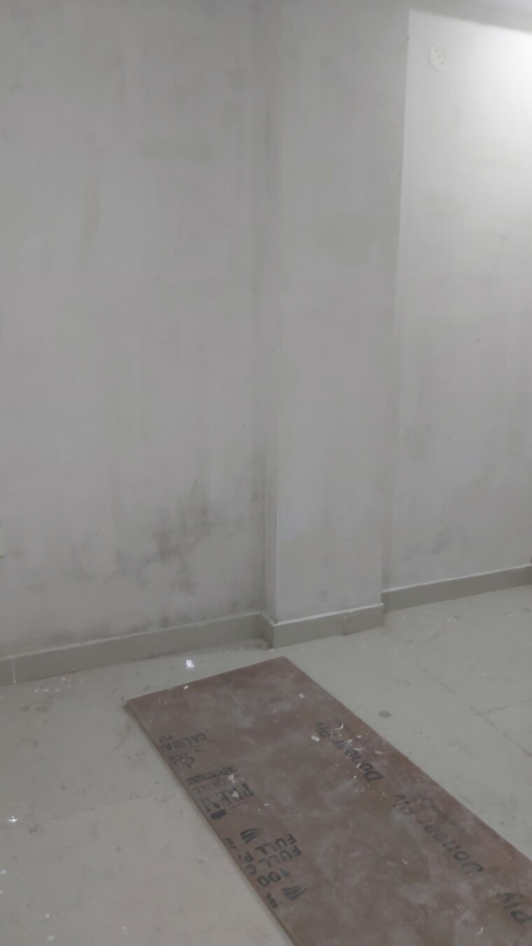 undefined, mayur vihar 3.5 Bedroom 900 Sq.Ft. Builder Floor In Mayur Vihar Delhi 9217403