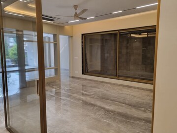 Room in 4 BHK Builder Floor at Sushant Lok 2, Sector 57 – for Sale