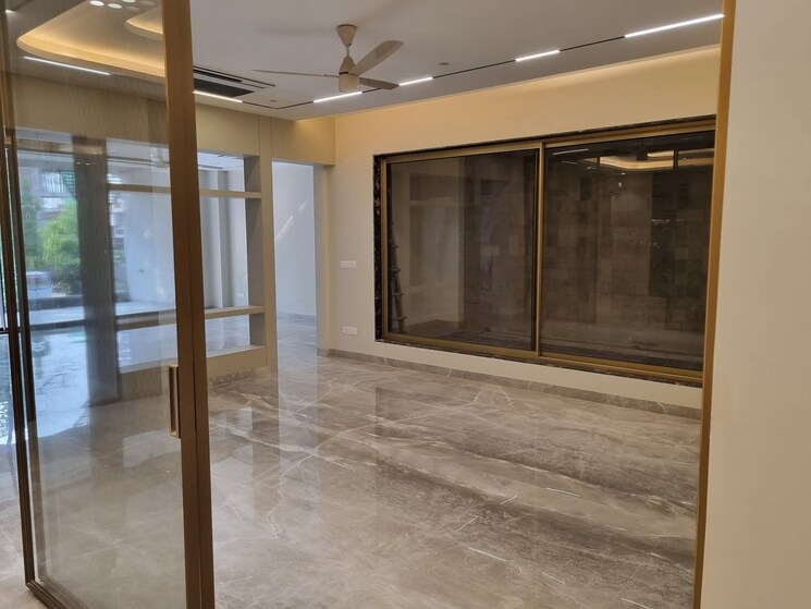 Room, sushant-lok-2 4 Bedroom 850 Sq.Yd. Builder Floor In Sector 57 Gurgaon 9217407
