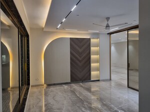 Bathroom in 4 BHK Builder Floor at Sushant Lok 2, Sector 57 – for Sale