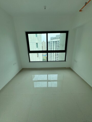 3 BHK Apartment For Rent in Kalpataru Immensa, Kolshet Road