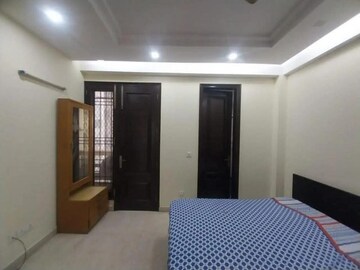 Bedroom in 2 BHK Builder Floor at Saket – for Rent