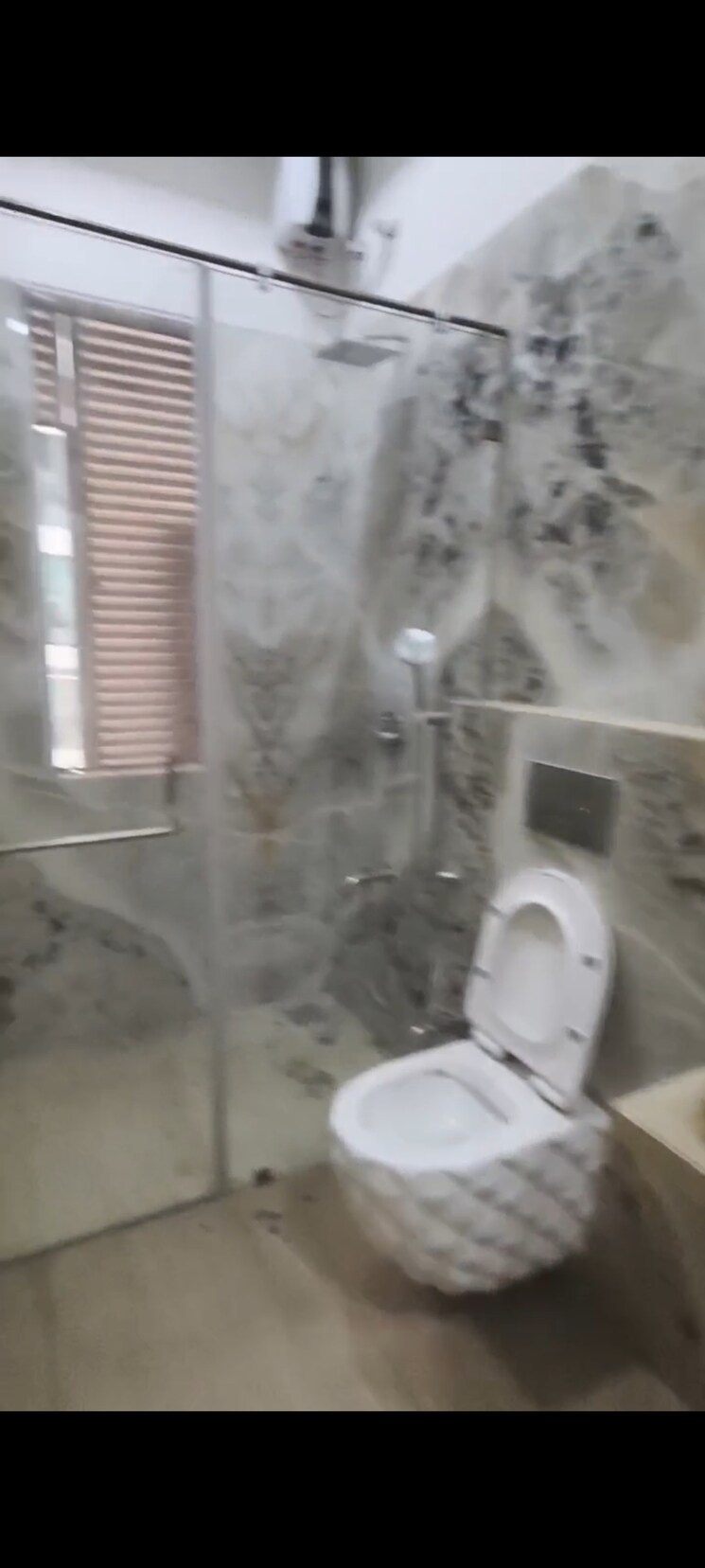 Bathroom, indiabulls-sky-forest 3 Bedroom 2100 Sq.Ft. Apartment In Lower Parel Mumbai 9217451