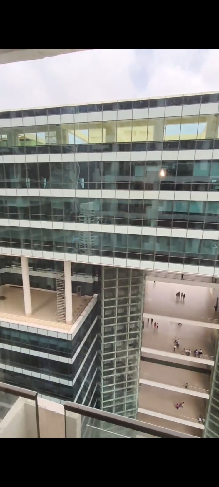 Balcony, indiabulls-sky-forest 3 Bedroom 2000 Sq.Ft. Apartment In Lower Parel Mumbai 9217457