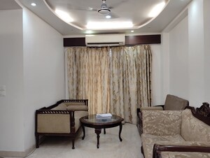 Living Room in 3 BHK Builder Floor at Jungpura Extension – for Rent