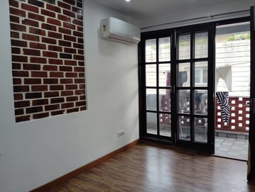 Room in 3 BHK Builder Floor at Malviya Nagar – for Rent