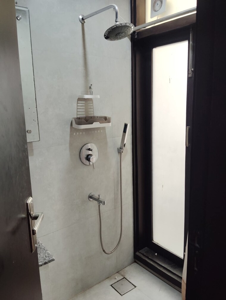 Bathroom, malviya nagar 3 Bedroom 2200 Sq.Ft. Builder Floor In Malviya Nagar Delhi 9217459