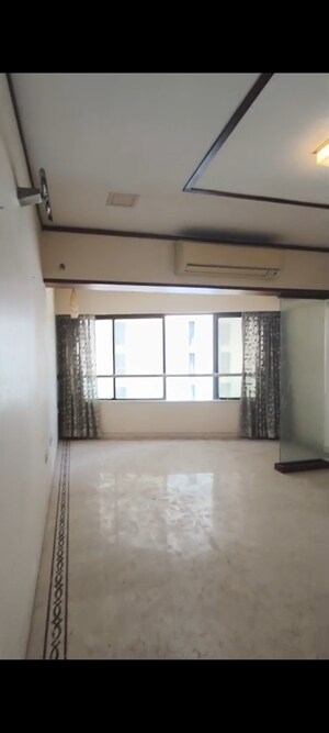Living Room in 3 BHK Apartment at Mahindra Lifespaces Belvedere Court, Mahalaxmi – for Rent