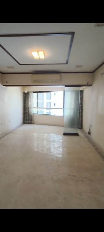 Living Room in 3 BHK Apartment at Mahindra Lifespaces Belvedere Court, Mahalaxmi – for Rent