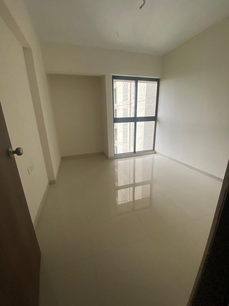 Room, delta-woods 2 Bedroom 850 Sq.Ft. Apartment In Mira Road East Thane 9217480