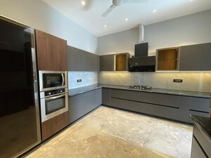 Kitchen in 4 BHK Builder Floor at Dlf Phase ii – for Rent