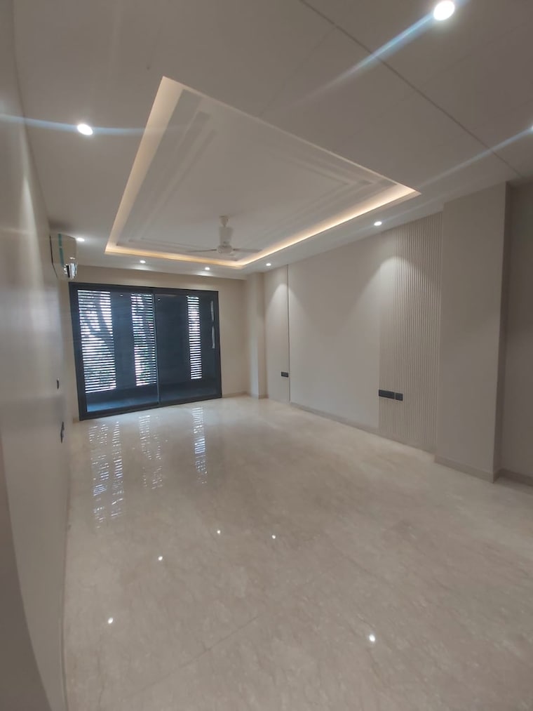 Room, sushant lok i 3.5 Bedroom 3200 Sq.Ft. Builder Floor In Sushant Lok I Gurgaon 9217485