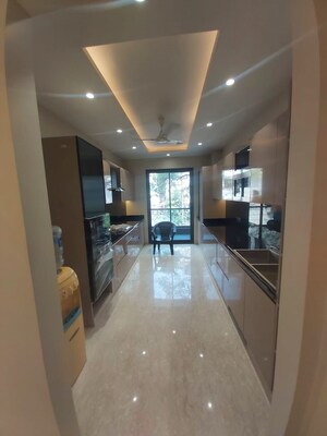 Building Lobby in 3.5 BHK Builder Floor at Sushant Lok I – for Sale