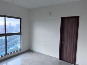 Room in 1 BHK Apartment at Sheth Irene, Malad West – for Sale