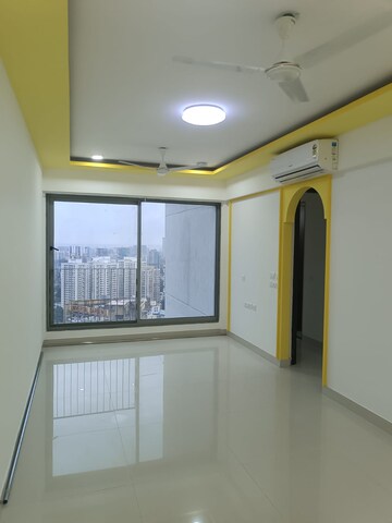 Room in 1 BHK Apartment at Manali Building, Malad West – for Sale